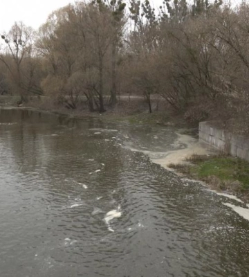 Визнали уразливою зоною: У Рівному додатково очищуватимуть стічні води, які потрапляють в Устю (ВІДЕО)