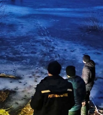 Рибалка з Київщини провалився під лід: довелося допомагати ще трьом "рятівникам"