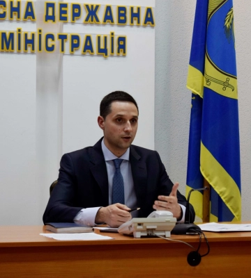 Екс-заступник голови Черкащини задекларував зарплату у Арсенюка і 300 тисяч доларів дружини