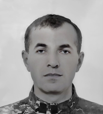 Черкасці попрощалися із загиблим сержантом