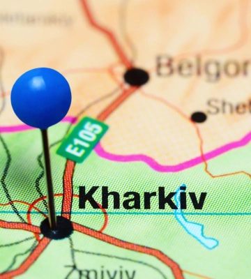 В Чугуєві росіяни поцілили ракетами в житлову забудову — є загиблі
