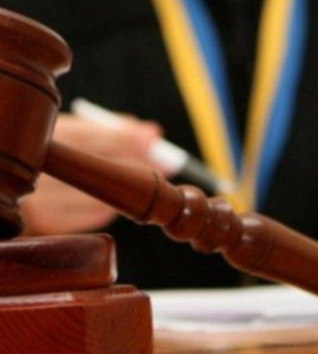 Пенсіонер намагався продати посаду в Офісі Генпрокурора: рішення суду