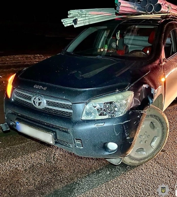 На Миколаївщині під колеса автомобіля потрапив чоловік, який йшов по дорозі