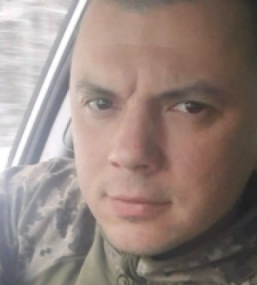 Історія 35-літнього Артура Молнара з Хуста, який загинув за Україну