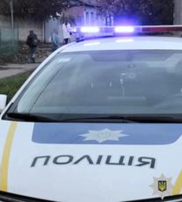 У Полтаві дівчина випала з вікна: що про це відомо