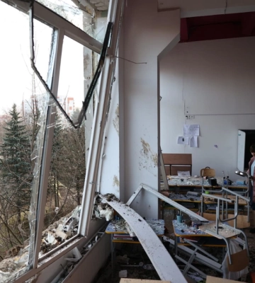 Наслідки ранкового обстрілу: у Львові було знищено електропідстанцію