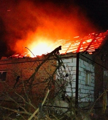 Окупанти скинули на прикордоння Харківщини дві авіабомби: влучили в автівку з цивільними