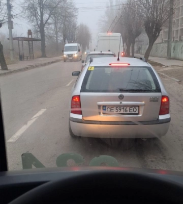 У Чернівцях ранкові затори: є затримка руху громадського транспорту