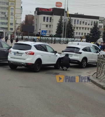 У Рівному провели ямковий ремонт доріг (ФОТО)