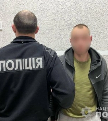 Трьом мукачівцям, яких поліція затримала за вимагання, обрано запобіжні заходи