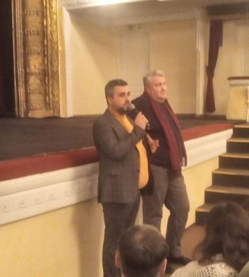 У Миколаївському драмтеатрі відбувся сеанс арт-терапії для дорослих (ФОТО)