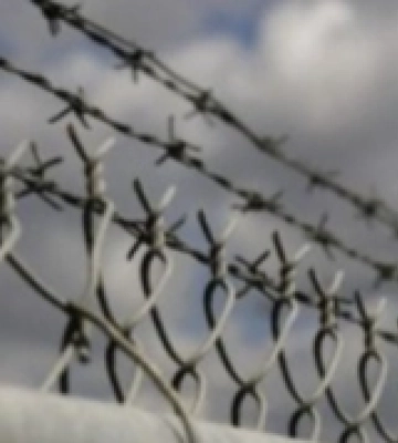 Побив знайомого та наніс більше десятка ножових поранень: засудили мешканця Рахова