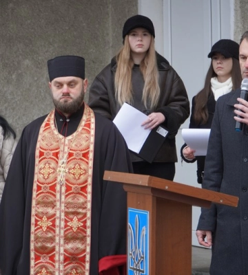 У місті на Волині відкрили п’ять пам’ятних дошок колишнім учням-Героям