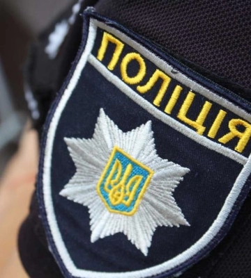 В Днепре дети повредили крест на могиле украинского защитника: родителей привлекли к административной ответственности