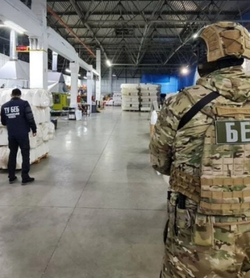 Група волинян організувала підпільне виробництво побутової хімії (Фото)