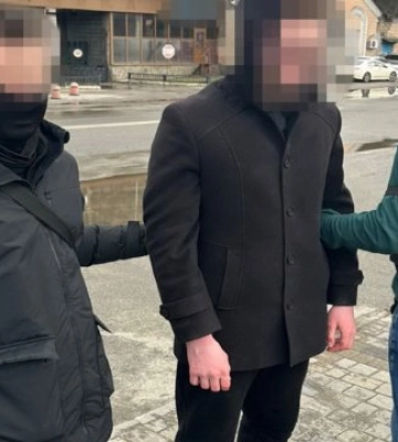 18-річний киянин зняв квартиру біля аеродрому, щоб шпигувати за літаками ЗСУ