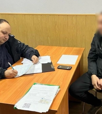 Малі хулігани у Дніпрі повалили хрест на могилі військового