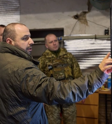 Ми бережемо наших воїнів, – Зеленський прокоментував відхід ЗСУ з Авдіївки
