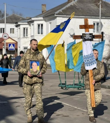 У Костополі попрощалися із загиблим захисником
