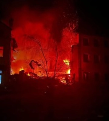 Оккупанты ударили по Краматорску: из-под завалов достали тело женщины