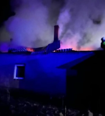 Перечинські рятувальники ліквідували пожежу в житловому будинку у с. Свалявка