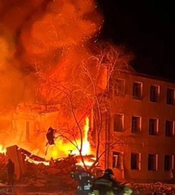 Под завалами в Славянске обнаружили тело мужчины