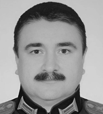 В Севастополе после ранений на войне в Украине скончался командующий 18-й армией ВС РФ Магомедали Магомеджанов. Фото