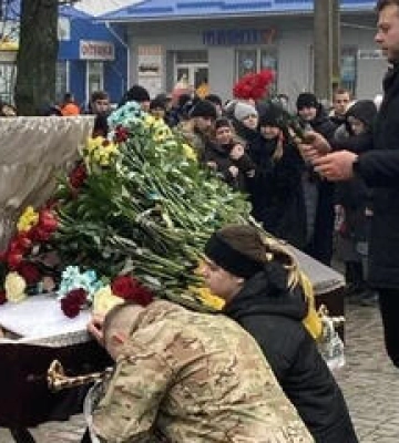 У Глобинській громаді попрощалися з військовим Сергієм Кононовим
