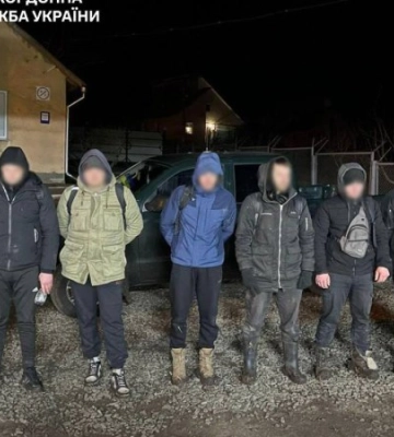 На Одещині затримали чоловіків, які хотіли потрапити до Молдови через інтернет-схему