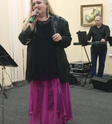 Ансамбль “Art colors band” та солісти Миколаївської філармонії провели сеанс арт-терапії (ФОТО)