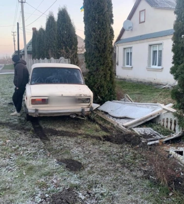 На Рівненщині двоє нетверезих водіїв скоїли однакові ДТП