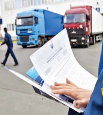 На Сумщині держінспектора митного поста судитимуть за зловживання службовим становищем