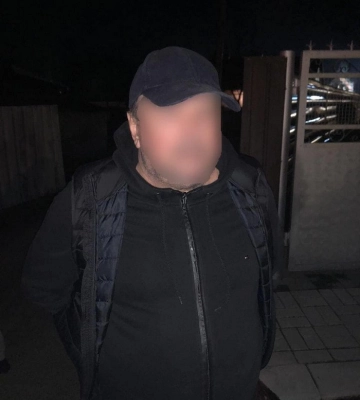 Поранив з рушниці односельця і втік: поліція затримала жителя Тячівщини