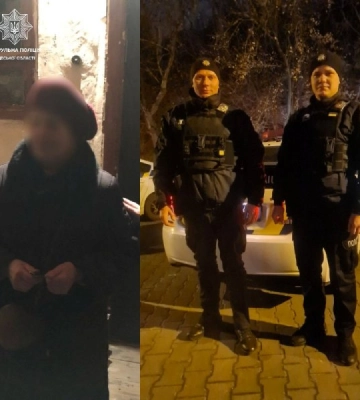 Змерзла та просила допомоги: в Одесі патрульні врятували жінку