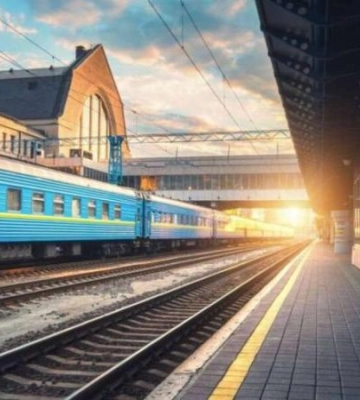 З Дніпра запустили додатковий потяг на західну Україну