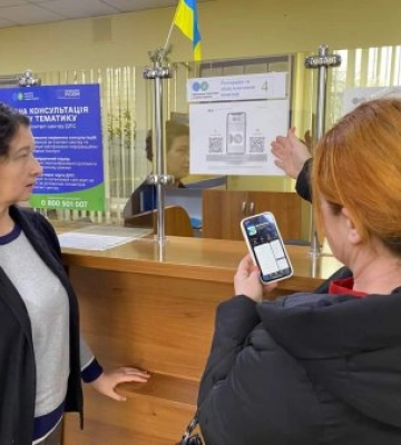 Про декларування доходів та додаток «Моя податкова» інформують фахівці Ужгородської ДПІ