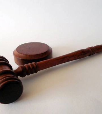 Освітянам Знам’янки постачальник продавав генератори за завищеними цінами