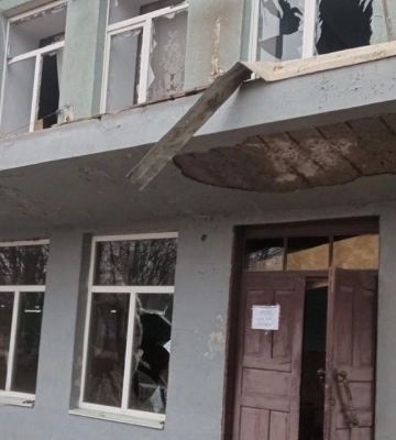 россияне атаковали с БПЛА &quot;Пункт несокрушимости&quot; в поселке на Херсонщине