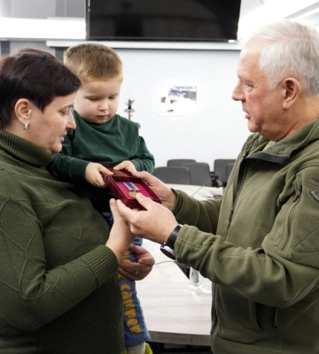 Державною нагородою (посмертно) відзначено поліцейського з Сумщини.
