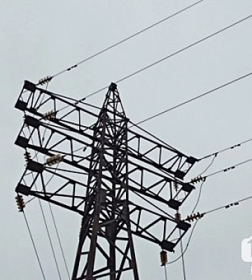 На Днепропетровщине энергетики восстановили электроснабжение для 74 тысяч семей