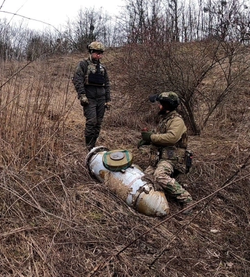 На Харківщині вибухотехніки поліції знешкодили бойову частину російської крилатої ракети