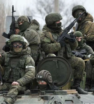 Росіяни зібрали 50-тисячну армію для наступу на Запоріжжі: Зеленський каже про критичну ситуацію на 4 напрямках