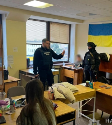 В Житомирі шахраї під виглядом благодійної допомоги хворим дітям ошукали громадян на понад 12 млн гривень