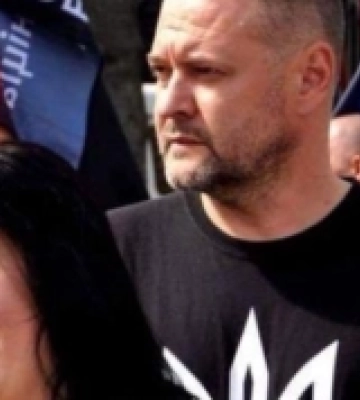 В Одесі підірвали авто Української добровольчої армії, за життя двох волонтерів борються лікарі