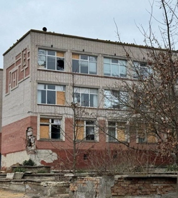 Через нічні ворожі обстріли на Херсонщині пошкоджені три освітні заклади