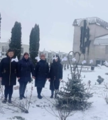 У Корці відбулася тиха акція «Ангели пам’яті»