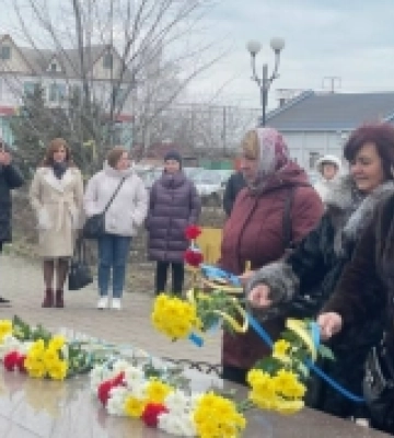 У Роздільній вшанували пам&#039;ять Героїв Небесної Сотні
