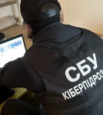 Готовил фейки для росСМИ: киевский блогер получил подозрение