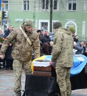 У Рівному попрощалися із Захисником Максимом Загоройчуком