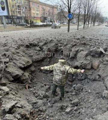 Пушилин, привет: в оккупированном Донецке раздались мощные взрывы, загорелось здание &quot;правительства&quot; &quot;ДНР&quot;, фото